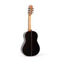 Guitare 8C 1/2
